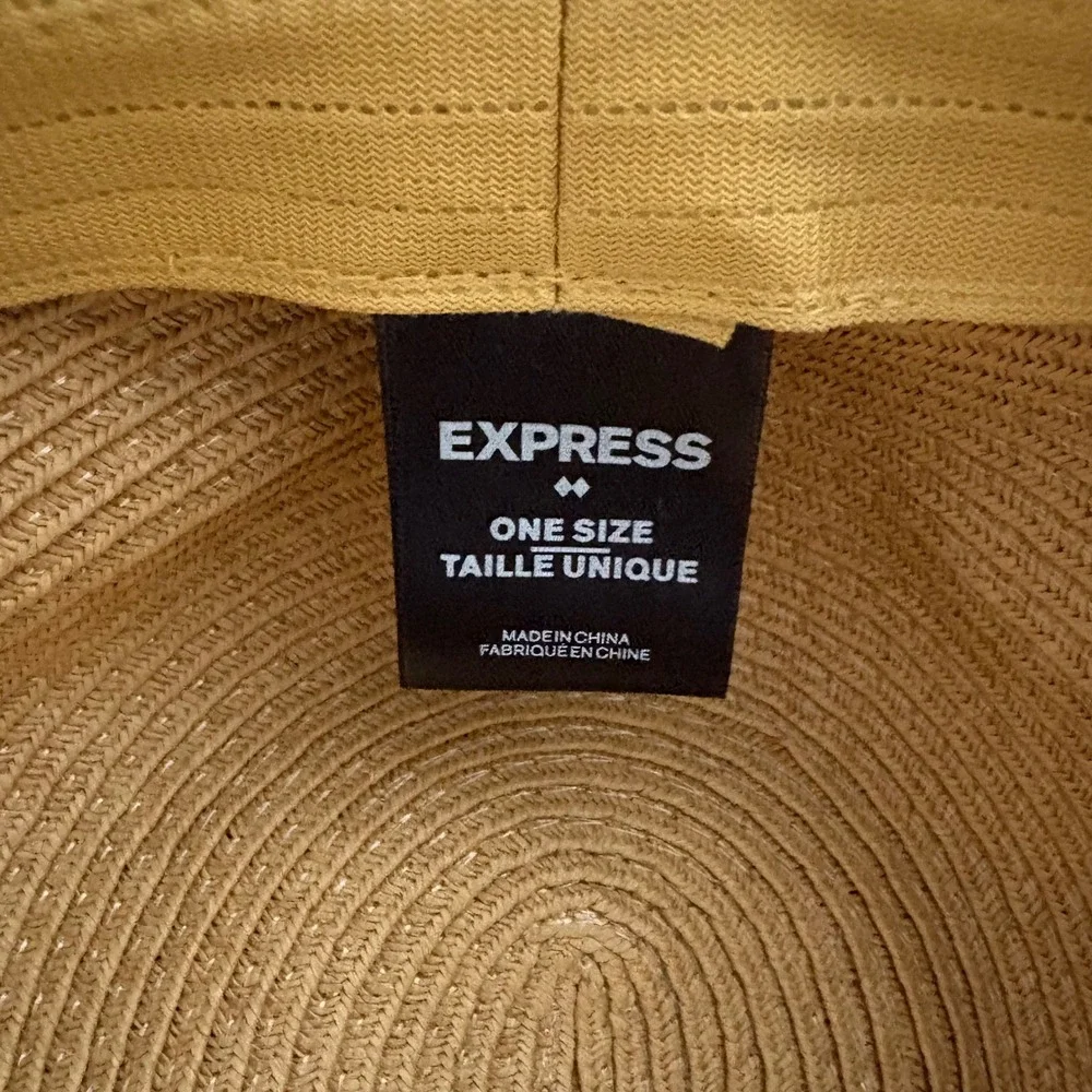 Express Hat Women Tan Oversized Floppy Straw Sun Hat Wide Brim Beach Vacation OS